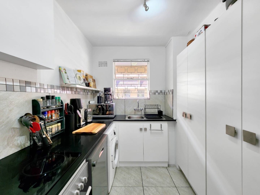2 Bedroom Property for Sale in Green Point Western Cape